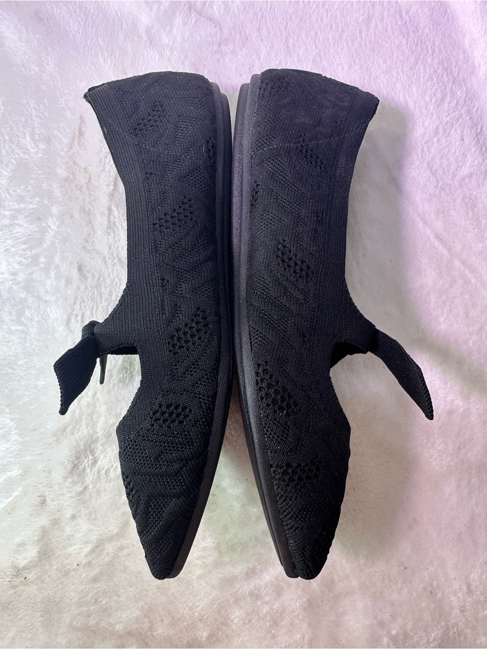 Skechers Black Knit Memory Foam Pointed Ballet Flat with Bow - Picture 5 of 9